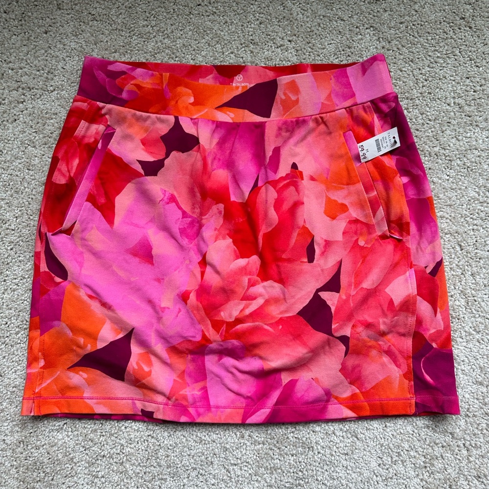 Talbots Women’s Activewear skirt. New with tags!
